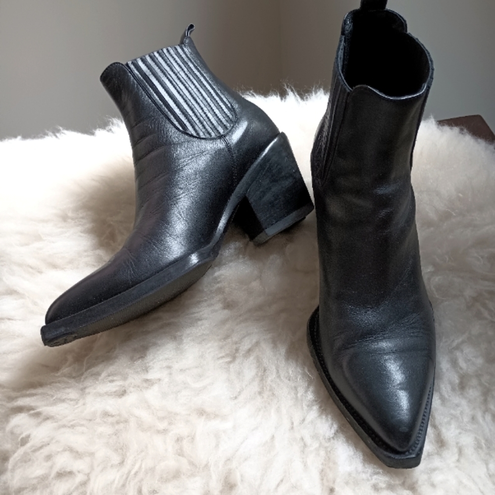 Just Cavalli Cowgirl Style Ankle Boot 9.5